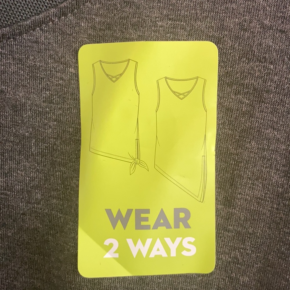 🆕 Tek Gear | Multi-Wear Athletic Tank Top - Picture 3 of 5